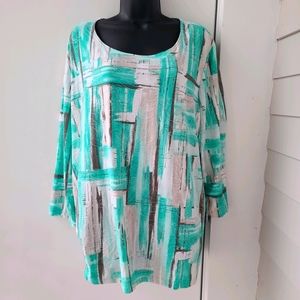 3/4 Sleeve White and Aqua Tunic Top